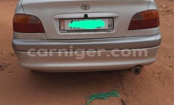 Sayi Na hannu Toyota Avensis Silver Mota in Abalak a jihohin Tahoua Sayi Na hannu Toyota Avensis Silver Mota in Abalak a jihohin Tahoua