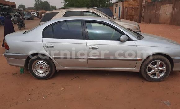 Sayi Na hannu Toyota Avensis Silver Mota in Abalak a jihohin Tahoua Sayi Na hannu Toyota Avensis Silver Mota in Abalak a jihohin Tahoua