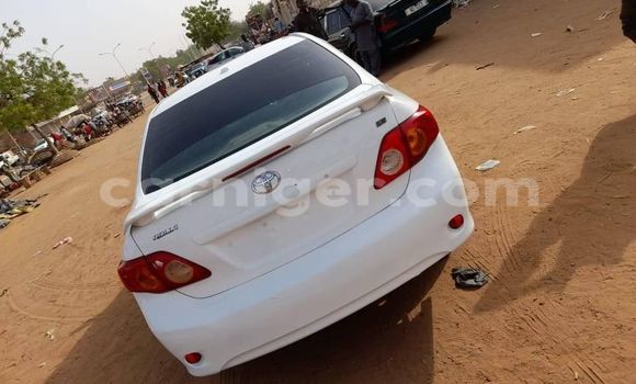 Sayi Na hannu Toyota Corolla White Mota in Niamey a Niamey Sayi Na hannu Toyota Corolla White Mota in Niamey a Niamey