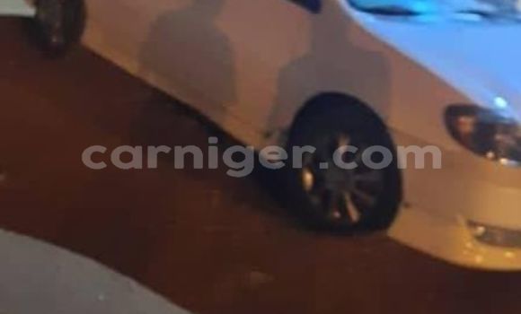 Acheter Occasion Voiture Toyota Corolla Blanc à Niamey, Niamey Acheter Occasion Voiture Toyota Corolla Blanc à Niamey, Niamey