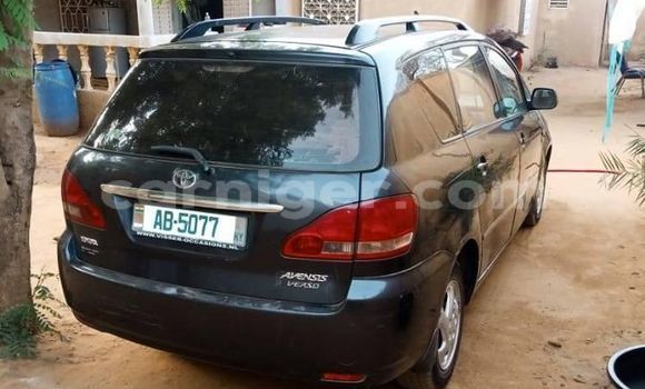 Sayi Na hannu Toyota Avensis Black Mota in Niamey a Niamey Sayi Na hannu Toyota Avensis Black Mota in Niamey a Niamey