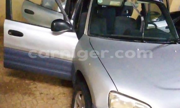 Acheter Occasion Voiture Toyota RAV4 Gris à Niamey, Niamey Acheter Occasion Voiture Toyota RAV4 Gris à Niamey, Niamey