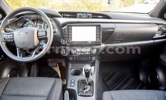 Buy New Toyota Hilux White Car in Abalak in Tahoua Buy New Toyota Hilux White Car in Abalak in Tahoua