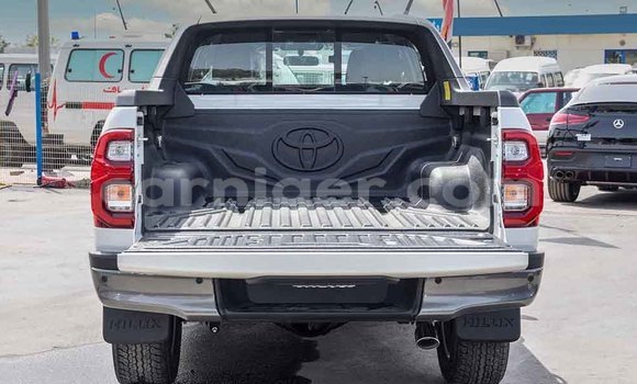 Buy New Toyota Hilux White Car in Abalak in Tahoua Buy New Toyota Hilux White Car in Abalak in Tahoua