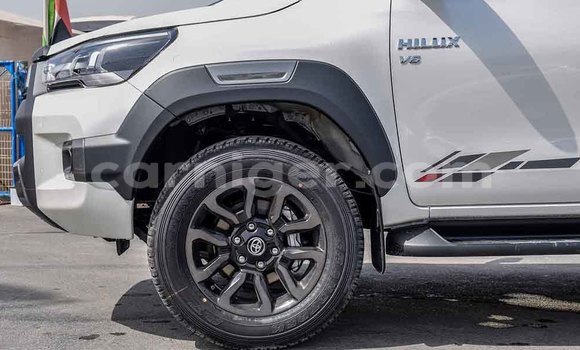 Buy New Toyota Hilux White Car in Abalak in Tahoua Buy New Toyota Hilux White Car in Abalak in Tahoua
