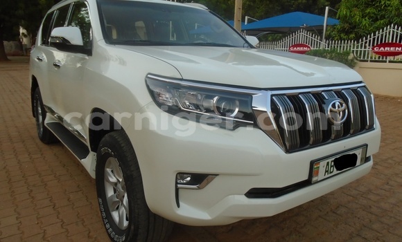 Acheter Occasion Voiture Toyota Prado Blanc à Niamey, Niamey Acheter Occasion Voiture Toyota Prado Blanc à Niamey, Niamey