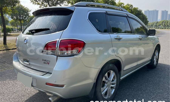Buy Used Haval H6 Silver Car in Agadez in Agadez Buy Used Haval H6 Silver Car in Agadez in Agadez