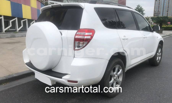 Buy Used Toyota RAV4 White Car in Birnin Gaouré in Dosso Buy Used Toyota RAV4 White Car in Birnin Gaouré in Dosso