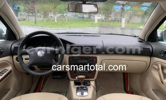 Buy Used Volkswagen Passat Silver Car in Niamey in Niamey Buy Used Volkswagen Passat Silver Car in Niamey in Niamey