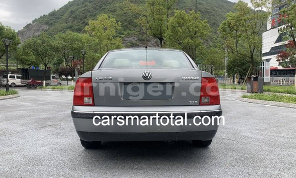 Buy Used Volkswagen Passat Silver Car in Niamey in Niamey Buy Used Volkswagen Passat Silver Car in Niamey in Niamey