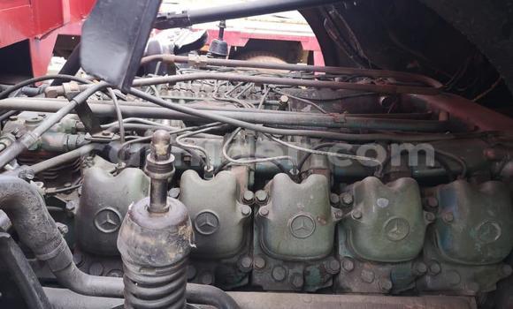 Sayi Sabo Mercedes‒Benz Truck White Babbar mota in Niamey a Niamey Sayi Sabo Mercedes‒Benz Truck White Babbar mota in Niamey a Niamey