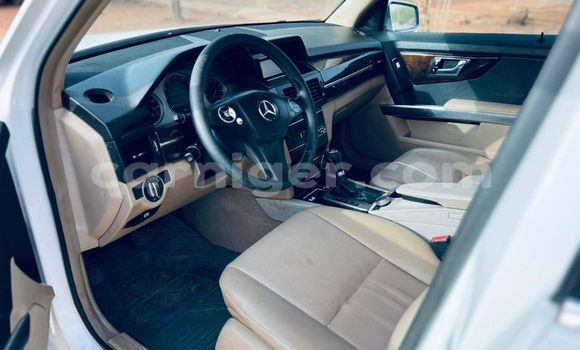 Sayi Na hannu Mercedes‒Benz GLK–Class White Mota in Niamey a Niamey Sayi Na hannu Mercedes‒Benz GLK–Class White Mota in Niamey a Niamey