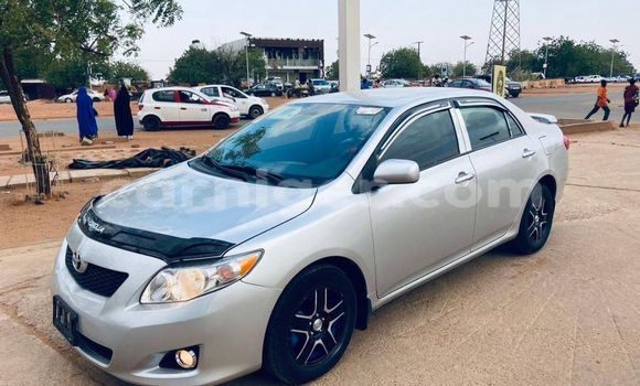 Sayi Na hannu Toyota Corolla Silver Mota in Niamey a Niamey Sayi Na hannu Toyota Corolla Silver Mota in Niamey a Niamey