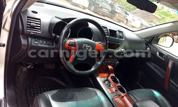 Acheter Occasion Voiture Mercedes Viano Autre à Niamey, Niamey Acheter Occasion Voiture Mercedes Viano Autre à Niamey, Niamey