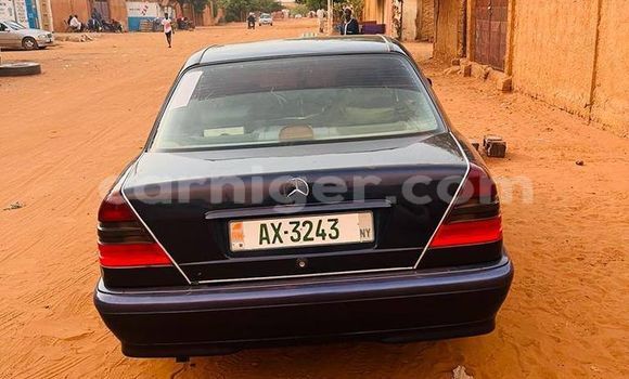 Acheter Occasion Voiture Mercedes Viano Autre à Niamey, Niamey Acheter Occasion Voiture Mercedes Viano Autre à Niamey, Niamey