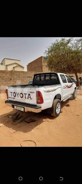 Big with watermark toyota hilux niamey niamey 7750