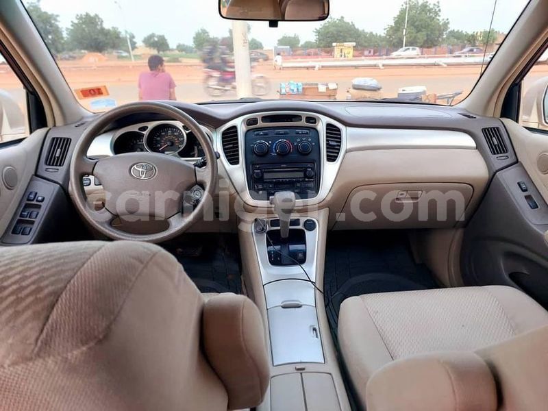 Big with watermark toyota highlander niamey niamey 7758