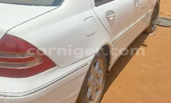 Sayi Na hannu Mercedes-Benz C180 coupe Other Mota in Niamey a Niamey Sayi Na hannu Mercedes-Benz C180 coupe Other Mota in Niamey a Niamey