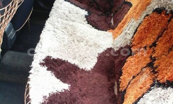 Sayi Na hannu Toyota Corolla Silver Mota in Niamey a Niamey Sayi Na hannu Toyota Corolla Silver Mota in Niamey a Niamey