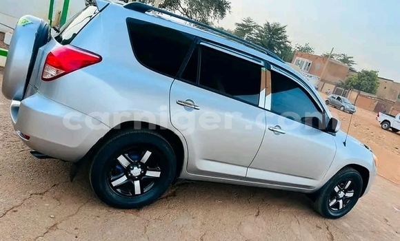 Acheter Occasion Voiture Toyota RAV4 Autre à Niamey, Niamey Acheter Occasion Voiture Toyota RAV4 Autre à Niamey, Niamey