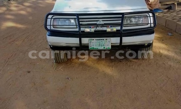 Buy Used Suzuki Alto White Car in Niamey in Niamey