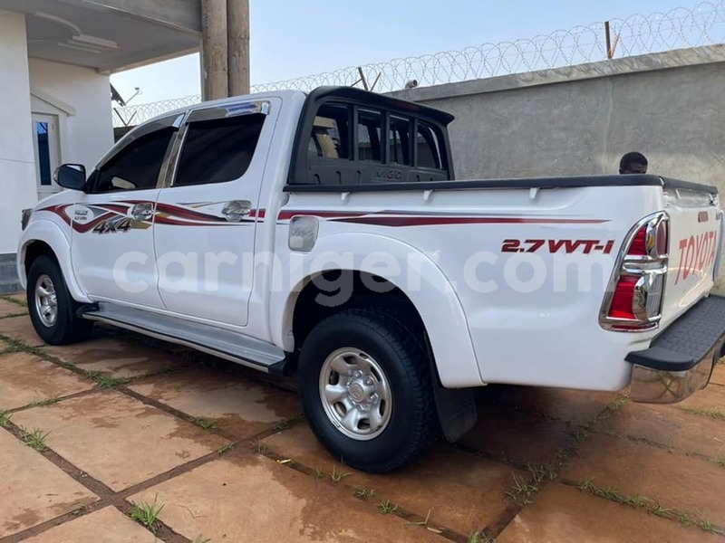 Big with watermark toyota hilux niamey niamey 7809