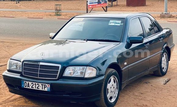 Sayi Na hannu Mercedes-Benz C180 coupe Other Mota in Niamey a Niamey Sayi Na hannu Mercedes-Benz C180 coupe Other Mota in Niamey a Niamey