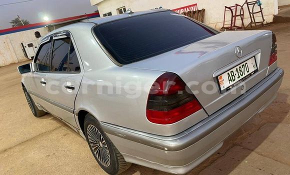Sayi Na hannu Mercedes-Benz C-Classe Other Mota in Niamey a Niamey Sayi Na hannu Mercedes-Benz C-Classe Other Mota in Niamey a Niamey