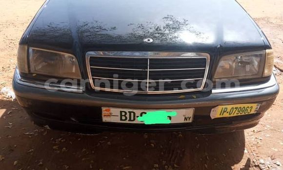 Buy Used Mercedes-Benz C-Classe Black Car in Niamey in Niamey Buy Used Mercedes-Benz C-Classe Black Car in Niamey in Niamey