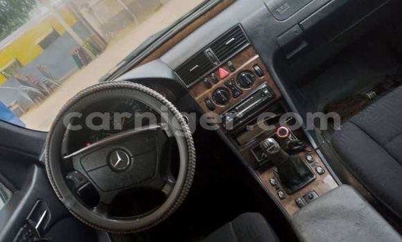 Buy Used Mercedes-Benz C250 coupe Other Car in Niamey in Niamey Buy Used Mercedes-Benz C250 coupe Other Car in Niamey in Niamey