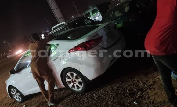 Buy Used Hyundai Sonata White Car in Niamey in Niamey Buy Used Hyundai Sonata White Car in Niamey in Niamey