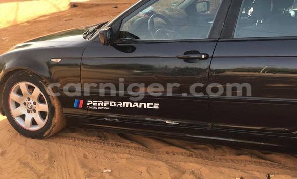 Buy Used BMW 2er Black Car in Niamey in Niamey Buy Used BMW 2er Black Car in Niamey in Niamey