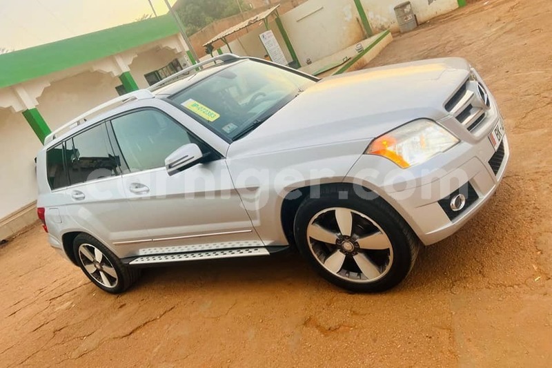 Big with watermark toyota rav4 niamey niamey 7860