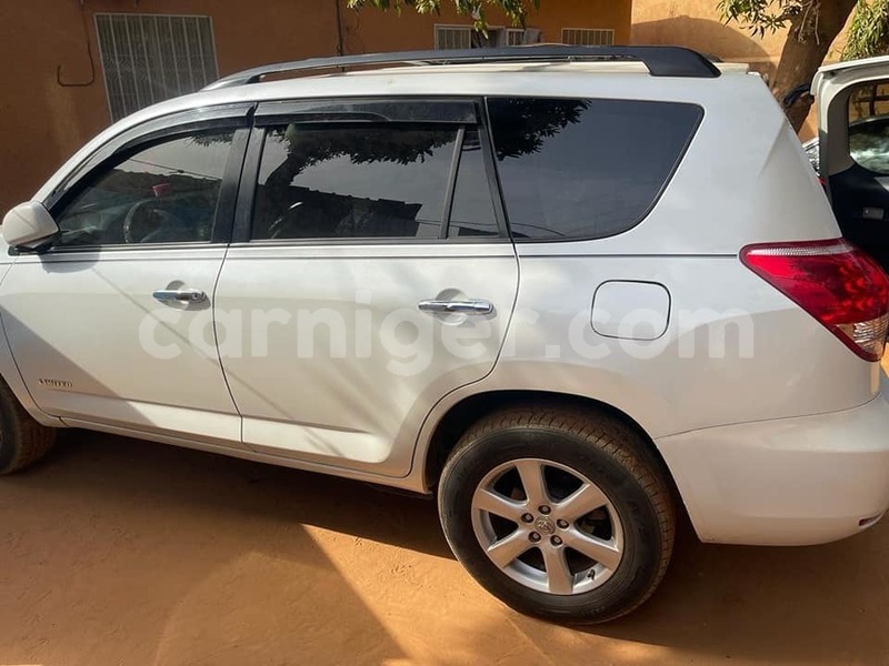 Big with watermark toyota rav4 niamey niamey 7860