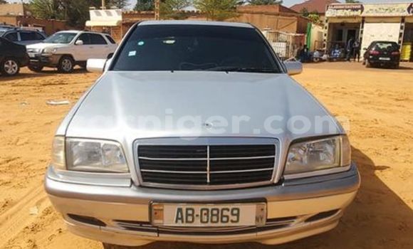 Buy Used Mercedes‒Benz 200 Other Car in Niamey in Niamey Buy Used Mercedes‒Benz 200 Other Car in Niamey in Niamey