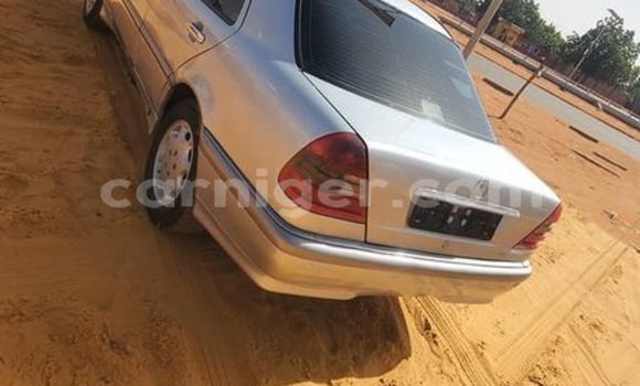 Buy Used Mercedes‒Benz 200 Other Car in Niamey in Niamey Buy Used Mercedes‒Benz 200 Other Car in Niamey in Niamey