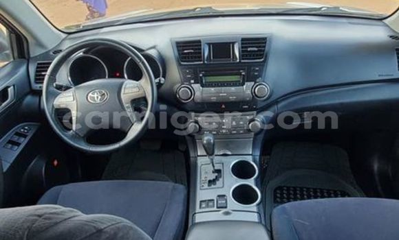 Buy Used Toyota Highlander Black Car in Niamey in Niamey Buy Used Toyota Highlander Black Car in Niamey in Niamey
