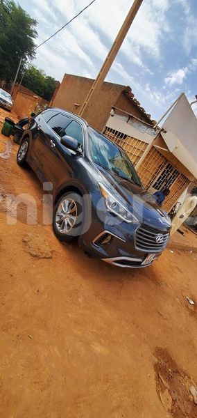 Big with watermark hyundai santa fe niamey niamey 7876