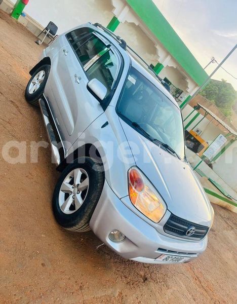 Big with watermark toyota rav4 niamey niamey 7884