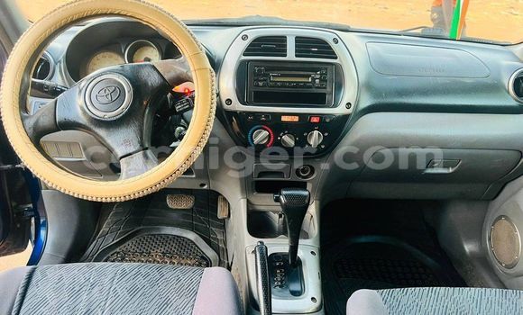 Buy Used Toyota RAV4 Blue Car in Niamey in Niamey Buy Used Toyota RAV4 Blue Car in Niamey in Niamey