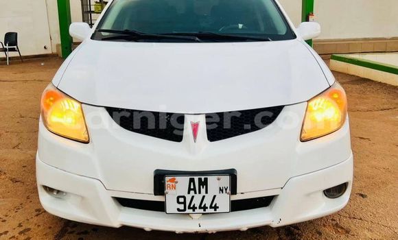 Buy Used Pontiac Bonneville White Car in Niamey in Niamey