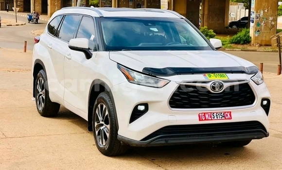 اشتري جديد Toyota Highlander White سيارة في نيامي في نيامي اشتري جديد Toyota Highlander White سيارة في نيامي في نيامي