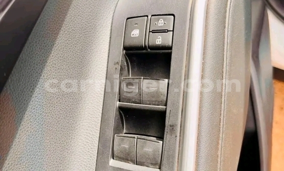 اشتري جديد Toyota Highlander White سيارة في نيامي في نيامي اشتري جديد Toyota Highlander White سيارة في نيامي في نيامي