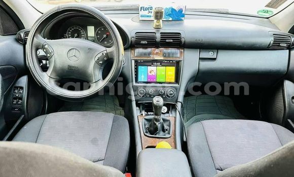 Buy Used Mercedes-Benz C180 COUPE Other Car in Niamey in Niamey Buy Used Mercedes-Benz C180 COUPE Other Car in Niamey in Niamey