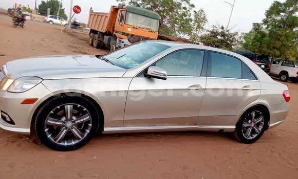 Sayi Na hannu Mercedes‒Benz E–Class Other Mota in Bilma a Agadez Sayi Na hannu Mercedes‒Benz E–Class Other Mota in Bilma a Agadez