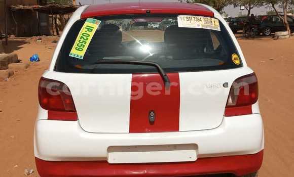 Sayi Na hannu Toyota Yaris White Mota in Ayorou a Tillabery Sayi Na hannu Toyota Yaris White Mota in Ayorou a Tillabery