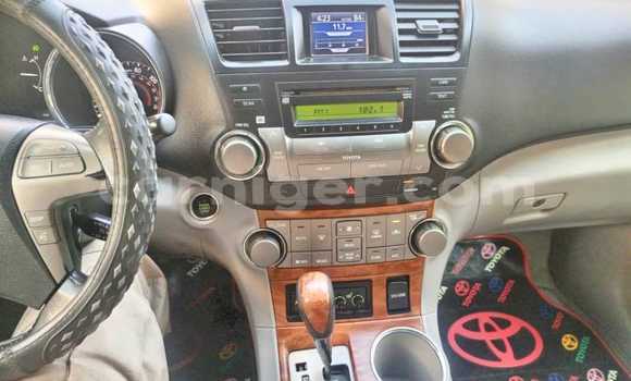 Sayi Na hannu Toyota Highlander Red Mota in Niamey a Niamey Sayi Na hannu Toyota Highlander Red Mota in Niamey a Niamey