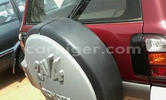 Sayi Na hannu Toyota RAV4 Red Mota in Niamey a Niamey Sayi Na hannu Toyota RAV4 Red Mota in Niamey a Niamey