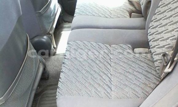 Sayi Na hannu Toyota RAV4 Red Mota in Niamey a Niamey Sayi Na hannu Toyota RAV4 Red Mota in Niamey a Niamey