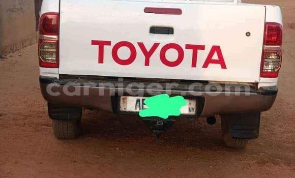 Sayi Na hannu Toyota Hilux Other Mota in Niamey a Niamey Sayi Na hannu Toyota Hilux Other Mota in Niamey a Niamey